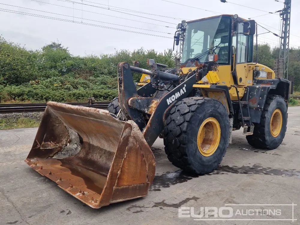 2011 Komatsu WA200PZ-6