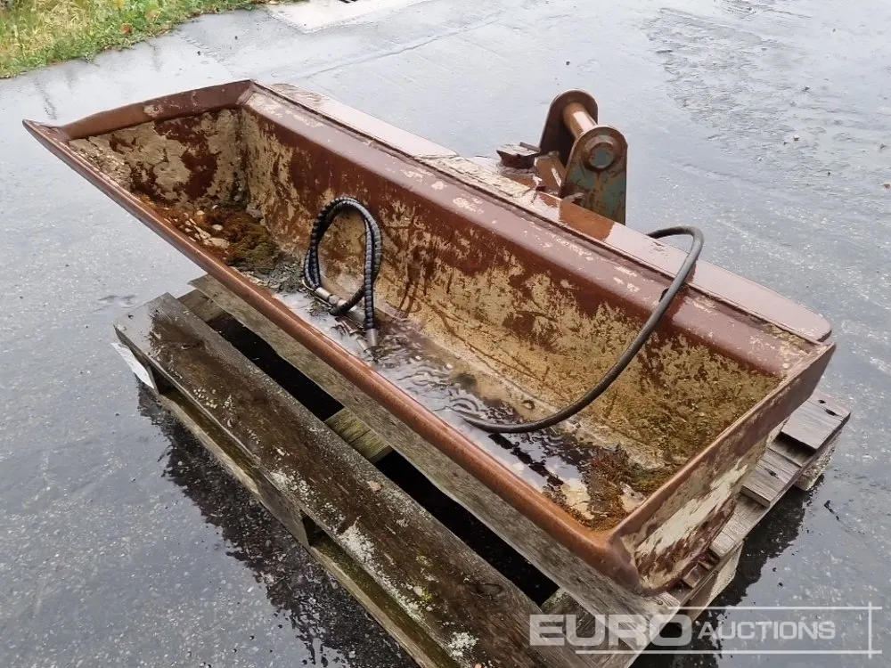 55" Tilt Ditching Bucket