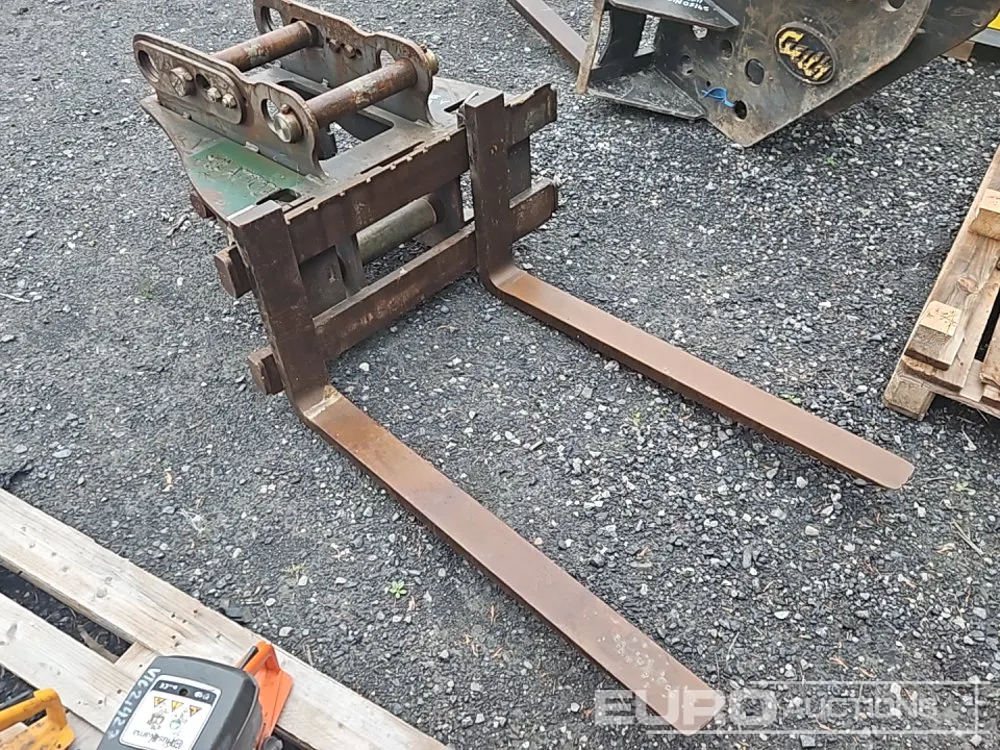 Pallet Forks 65mm Pin to suit 13Ton Excavator