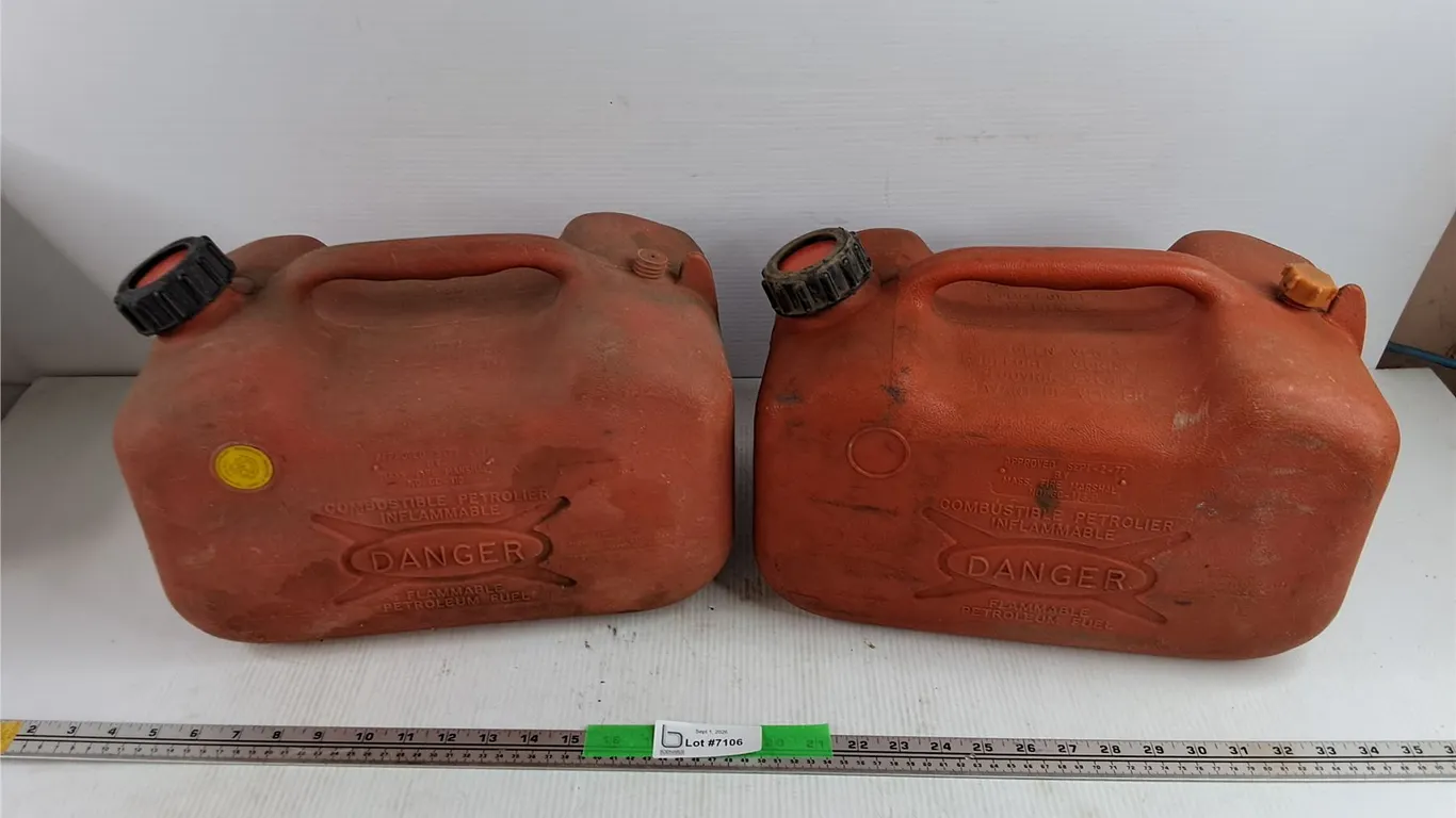 (2) 12L Jerry Cans - PICKUP ONLY