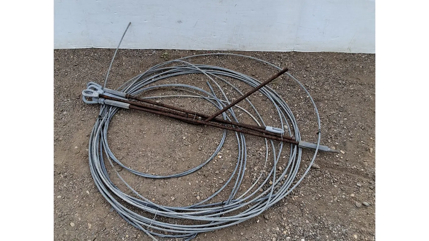 **(4) Turnbuckles & Roll of Cable, Can't Ship