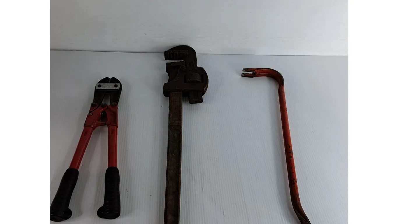 Bolt Cutters, Pipe Wrench, Pry Bar (Up to 24") ( as is)