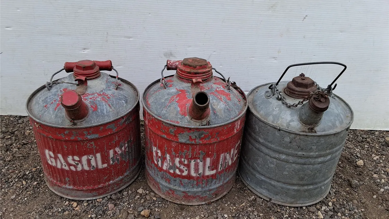 **(3) Vintage Galvanized Gas Cans 8" x 8"- Can't Ship