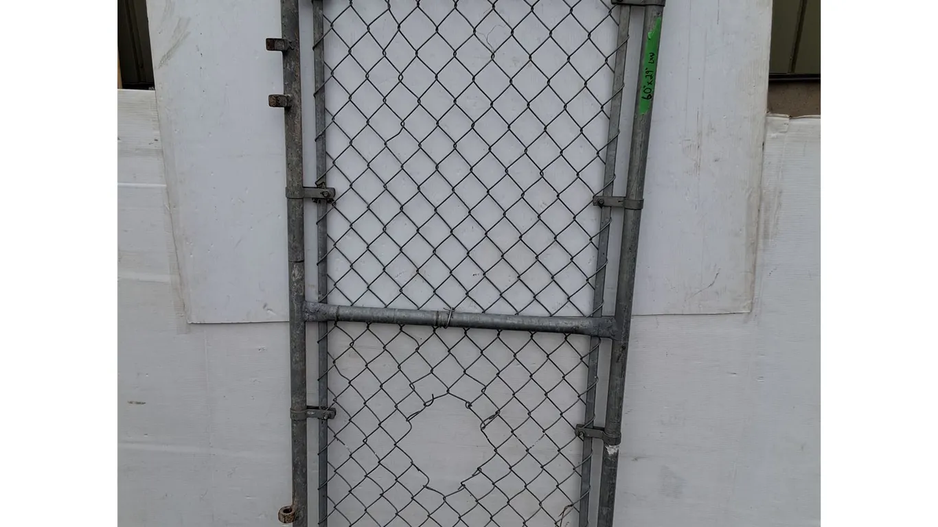 **Galvanized Steel Gate Door Can't Ship