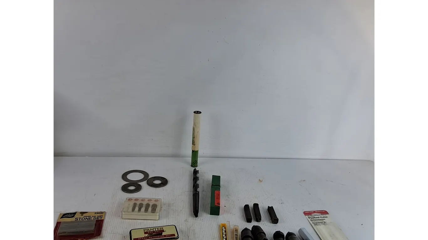 Flat Metal Washers, Screw Extractor Set, Metal Drill Bits, Misc ( as is)