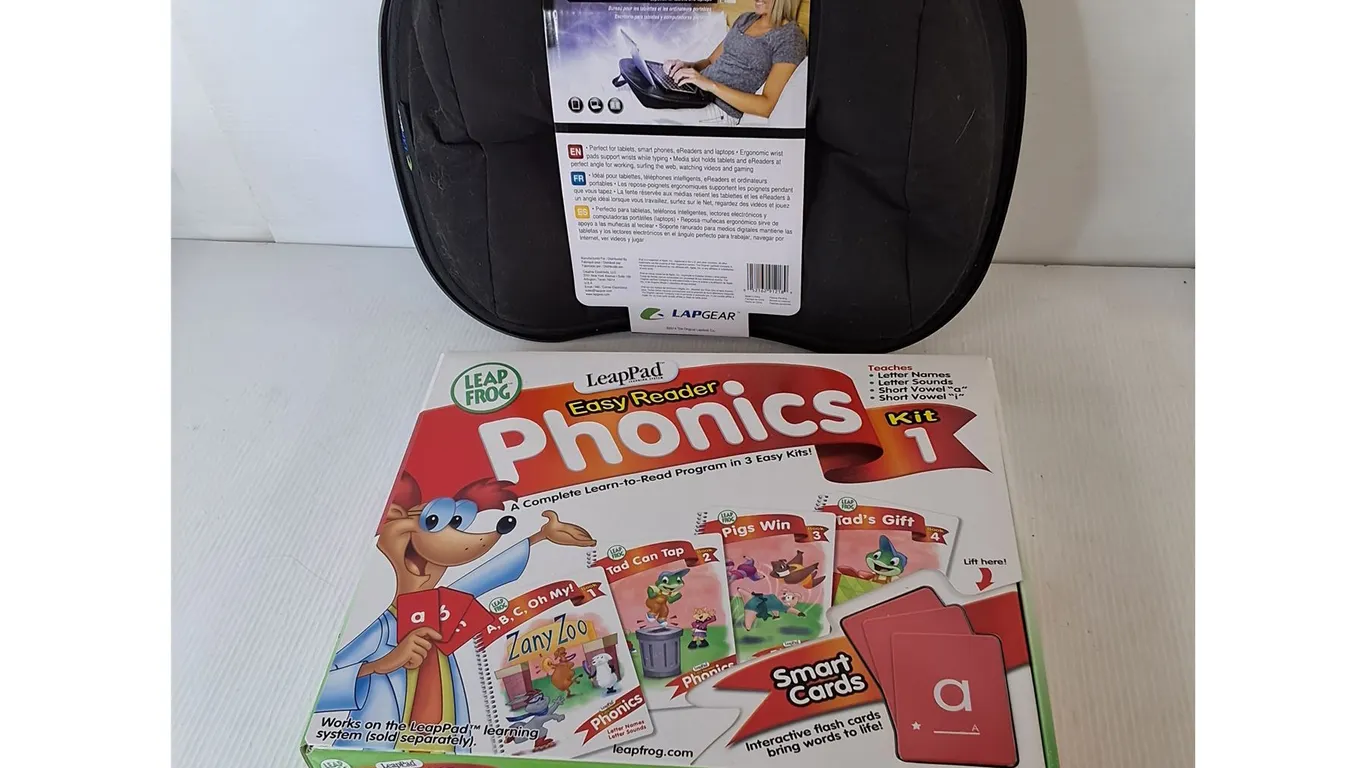 Smart Media Desk & Easy Reader Phonics Kit