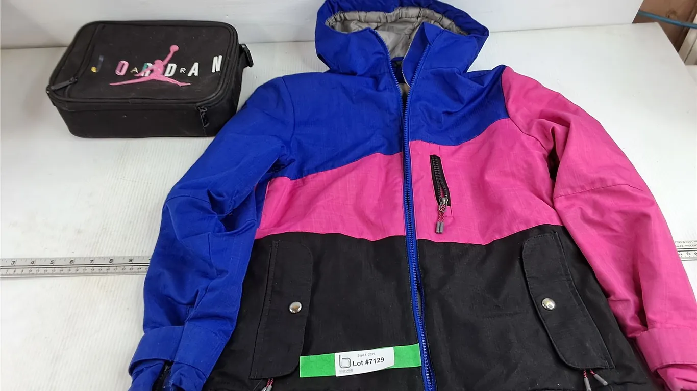 Firefly Kids Jacket - Size M, Jordan Lunch Bag