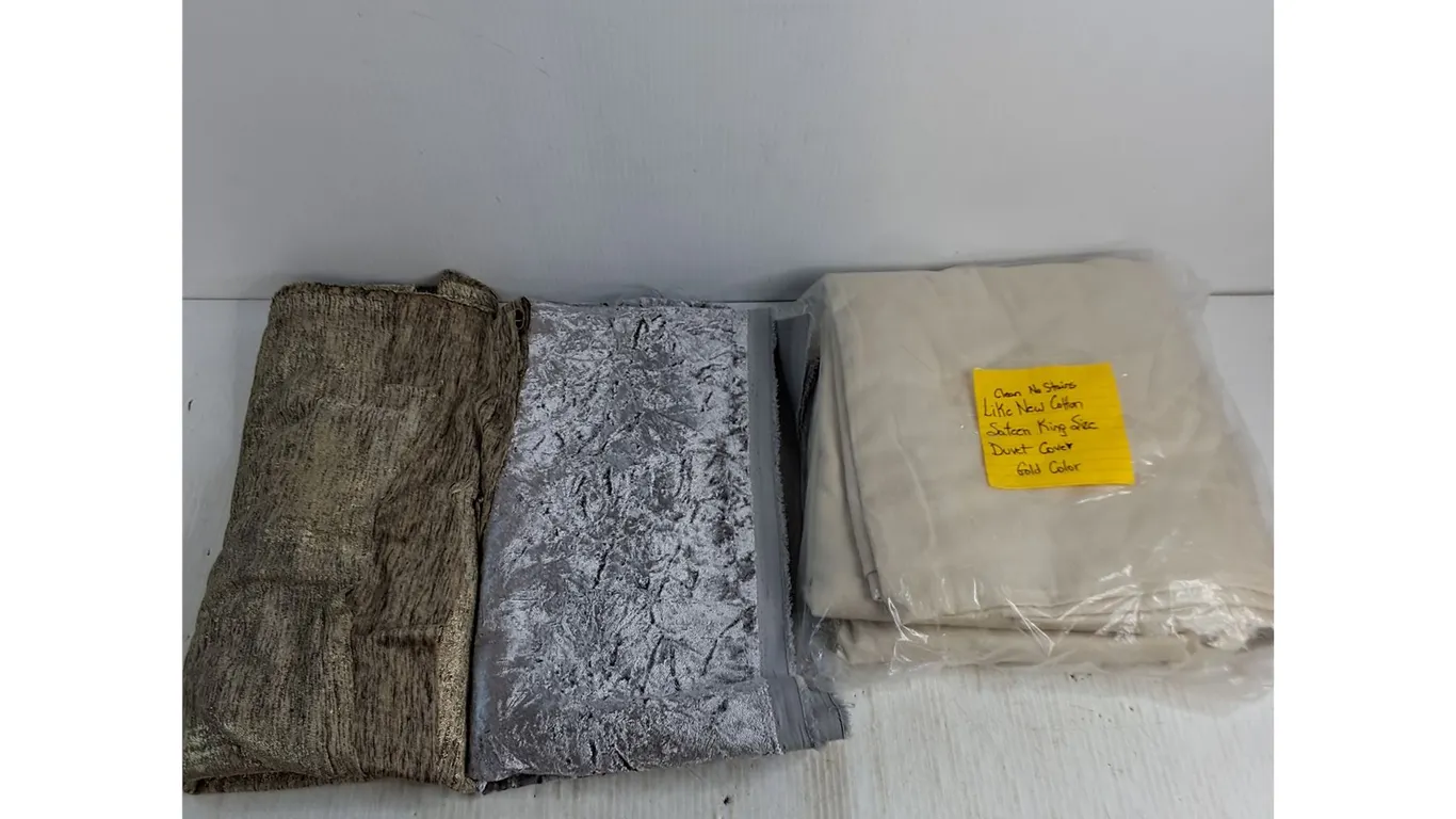 King Size Sheet Set, Bulk Silver & Gold Color Fabric