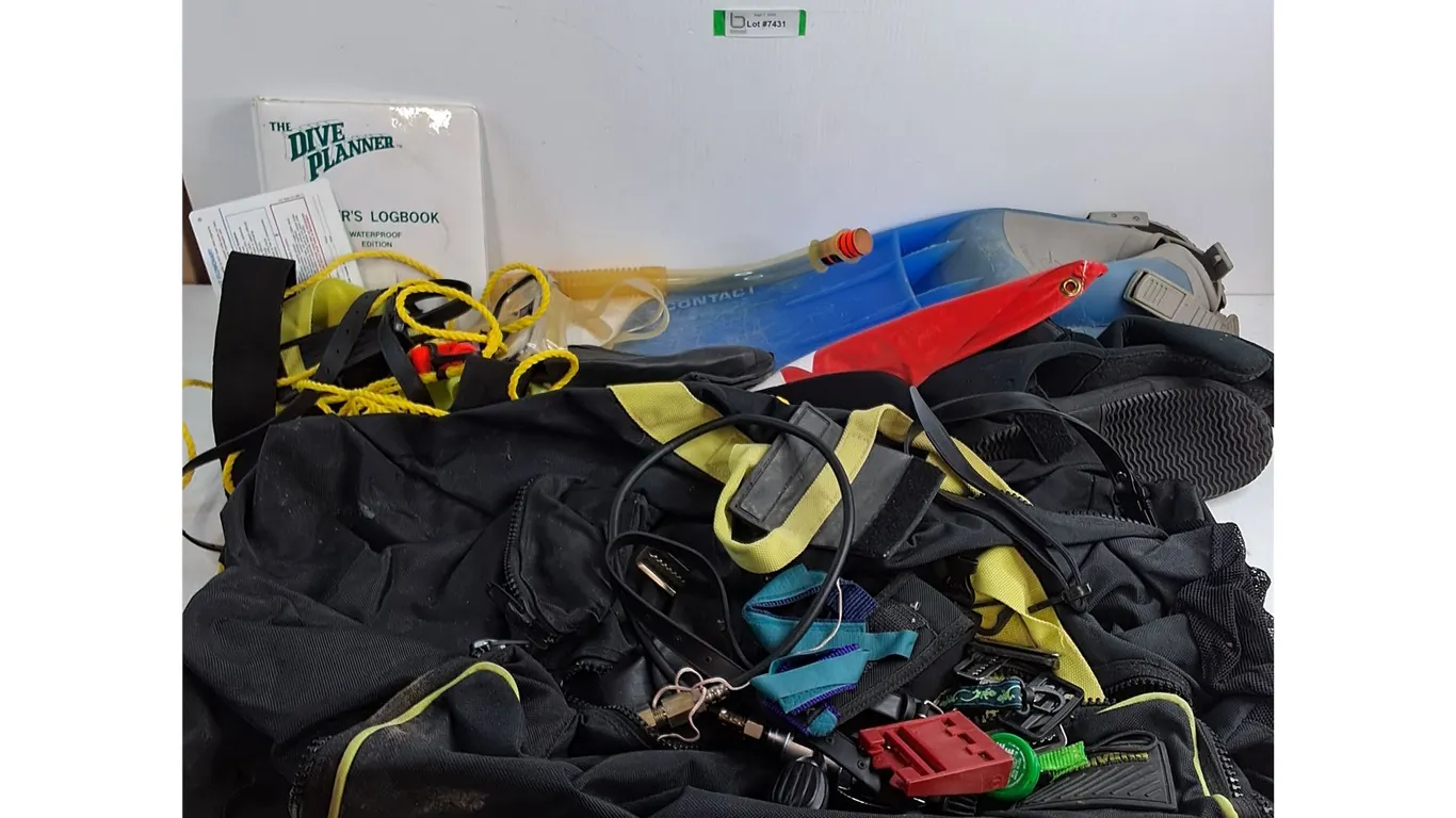 Large Lot of Assorted Scuba Gear
