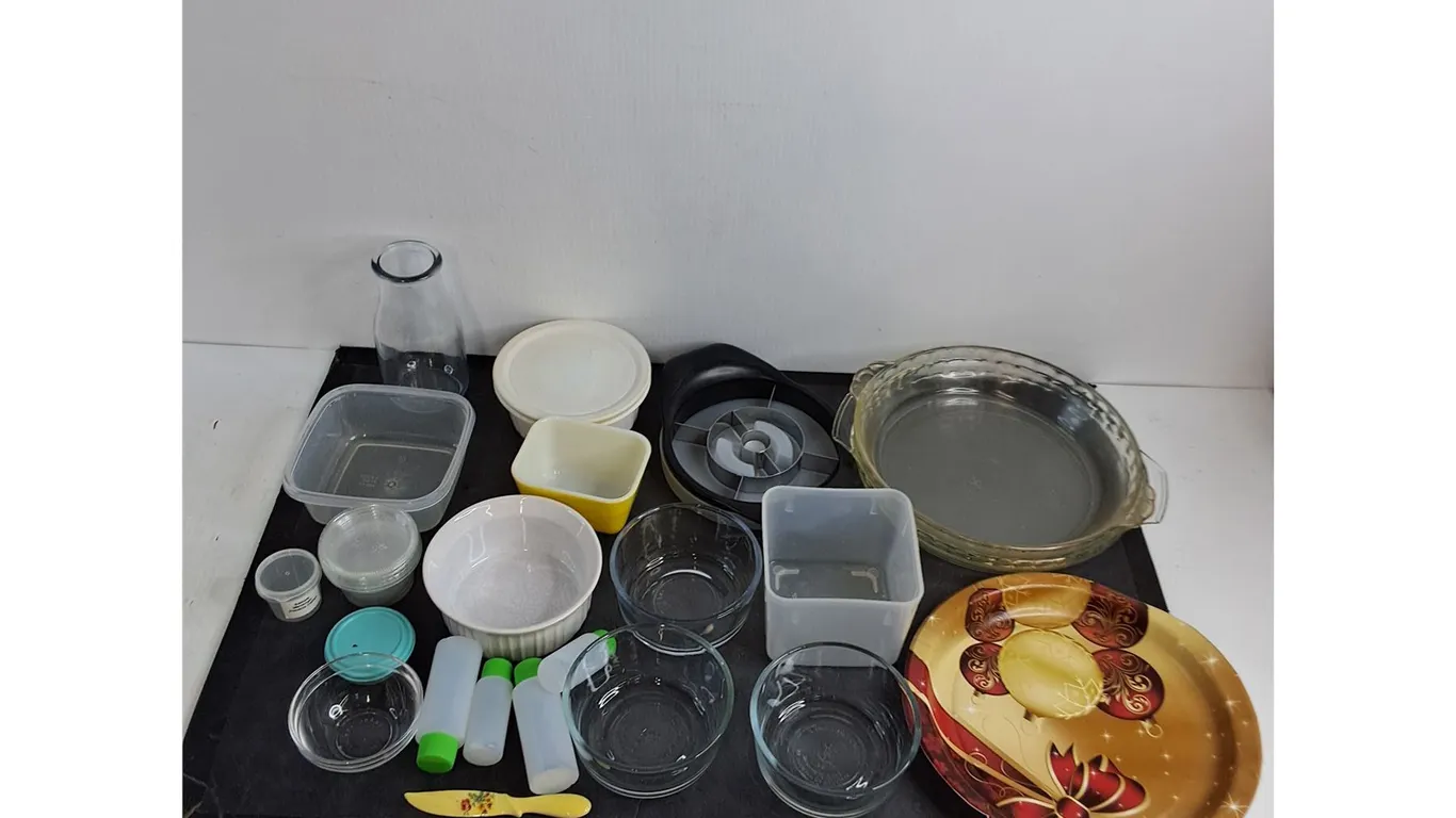 Assorted Kitchenware & Plastic Food Storage