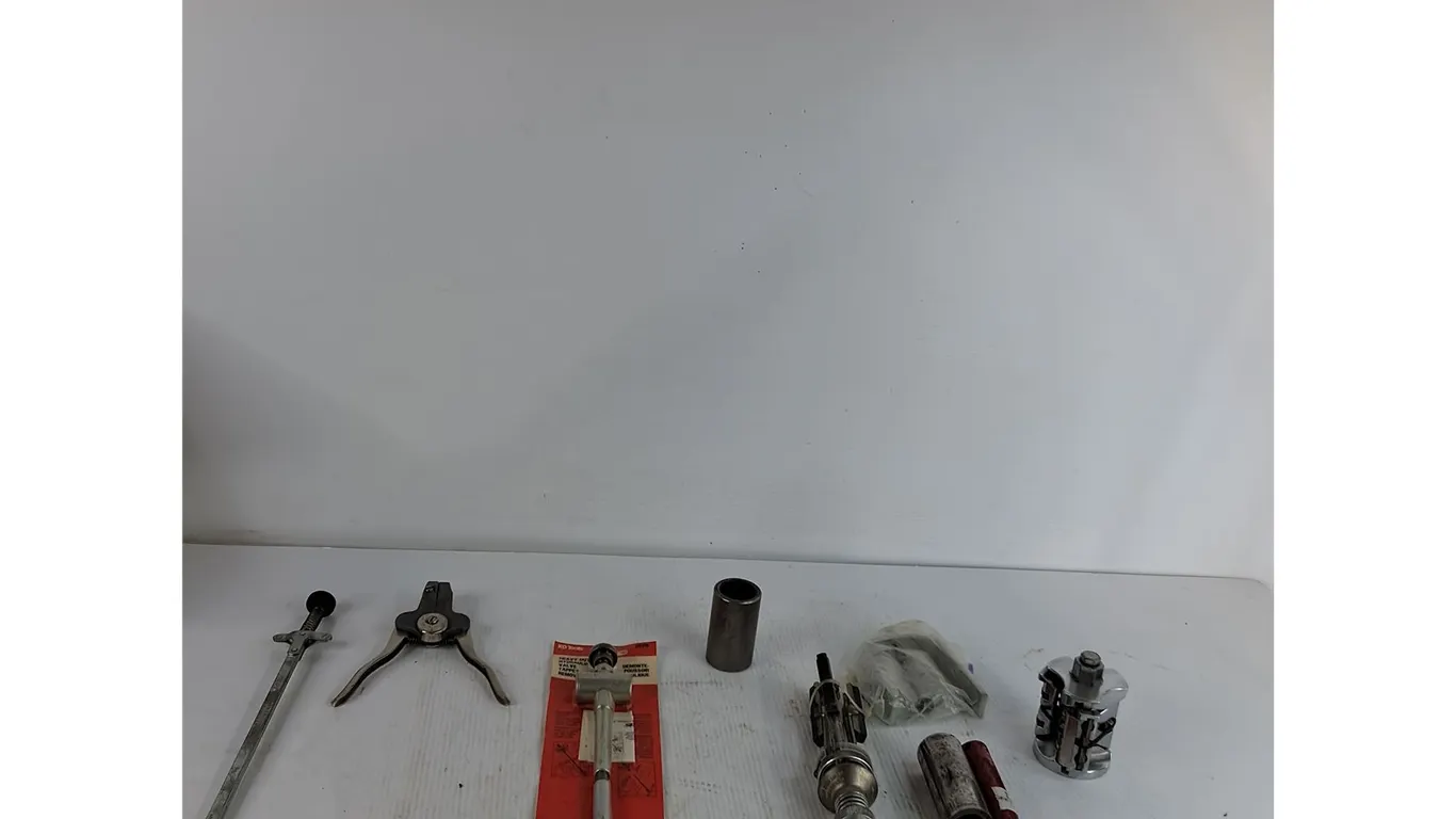 Engine Cylinder Hone, Lisle 36500 Cylinder Ridge Reamer, Valve Tappet Removers, Misc