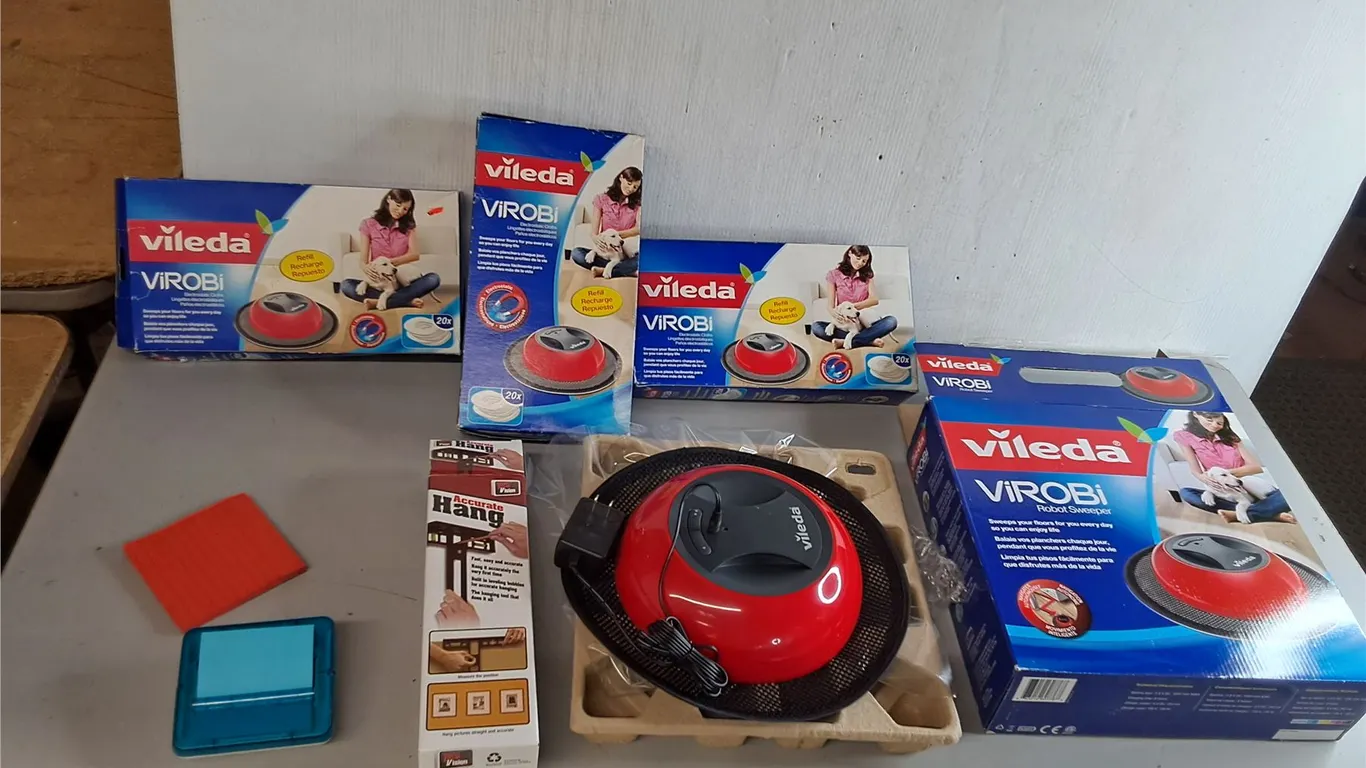 Vileda Robot Sweeper- Take a Charge, Electrostatic Cloths, Post-it Note Dispenser, Misc.