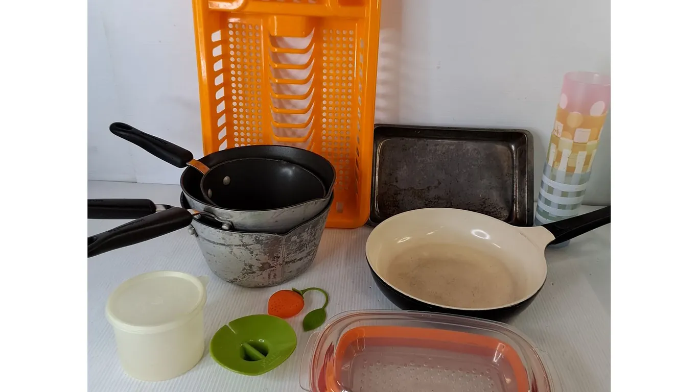 KitchenAid Pots, Frying Pan, Baking Sheet, Food Storage Container, Misc
