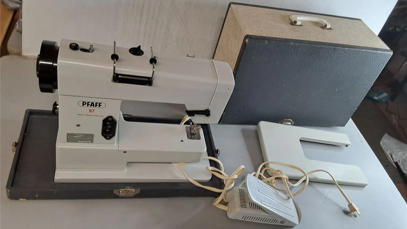 Vintage Pfaff 97 Sewing Machine, Pedal & Case- Powers On, Can't Ship
