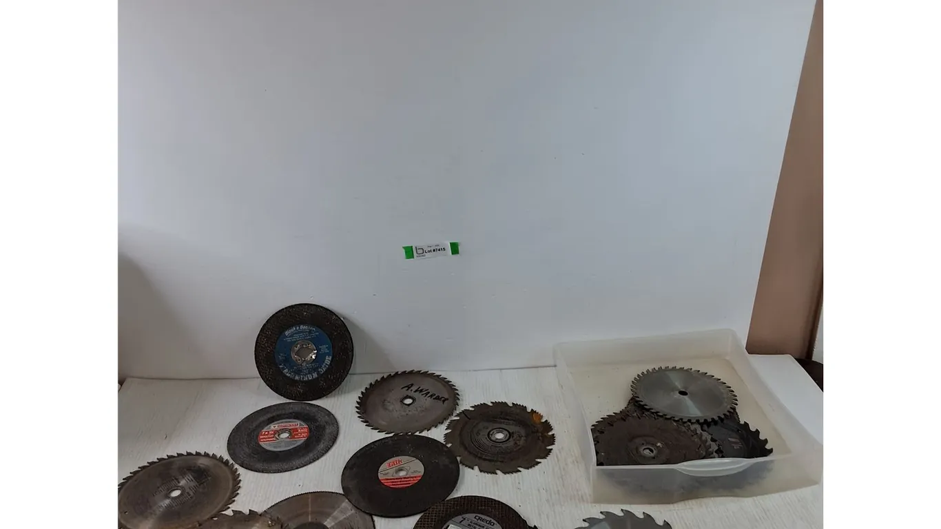 Assorted Saw Blades, Abrasive, Masonry Cutting Discs