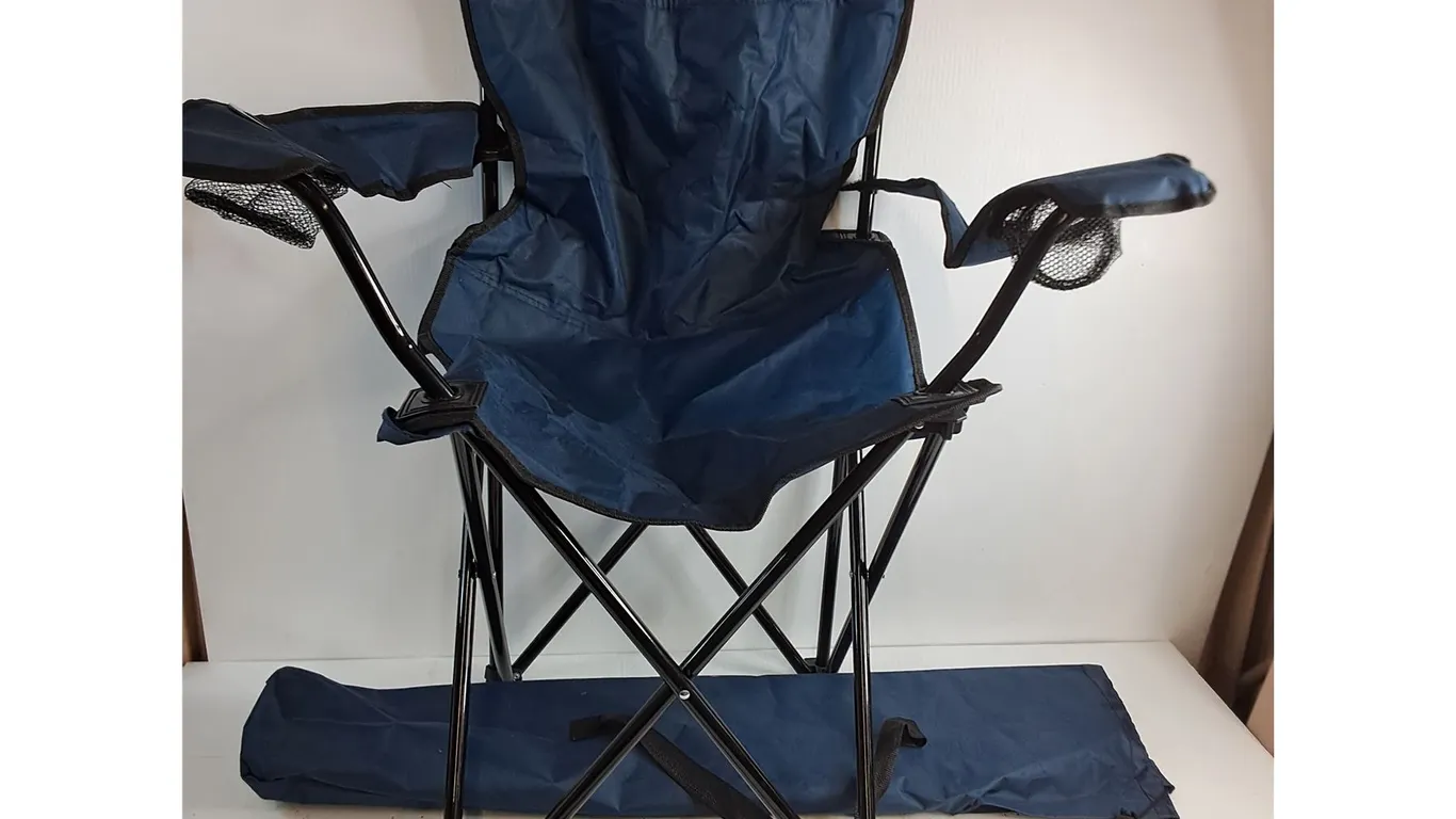 Folding Lawn Chair w/Tote - Adult Size, Pickup Only