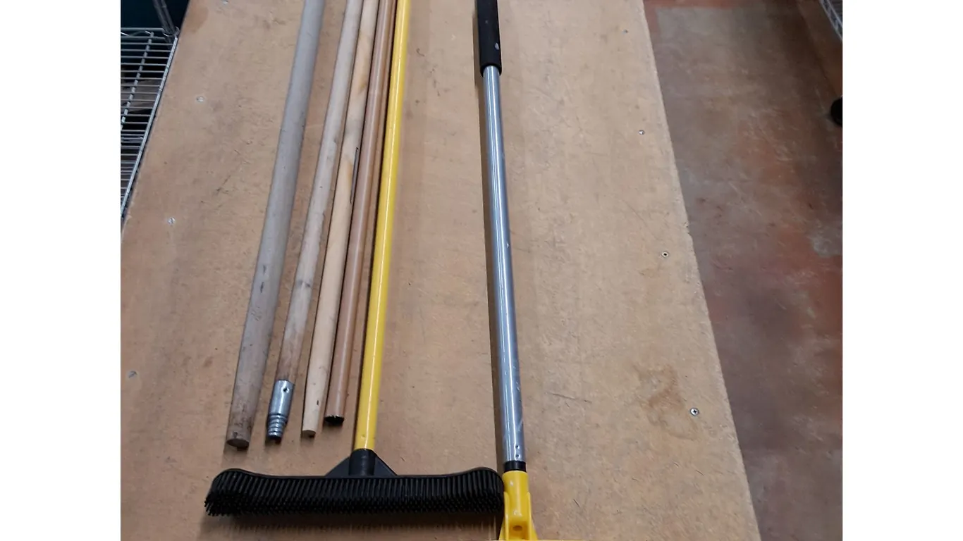 ** Floor Squeegee, Five Long Handles - Cannot Ship