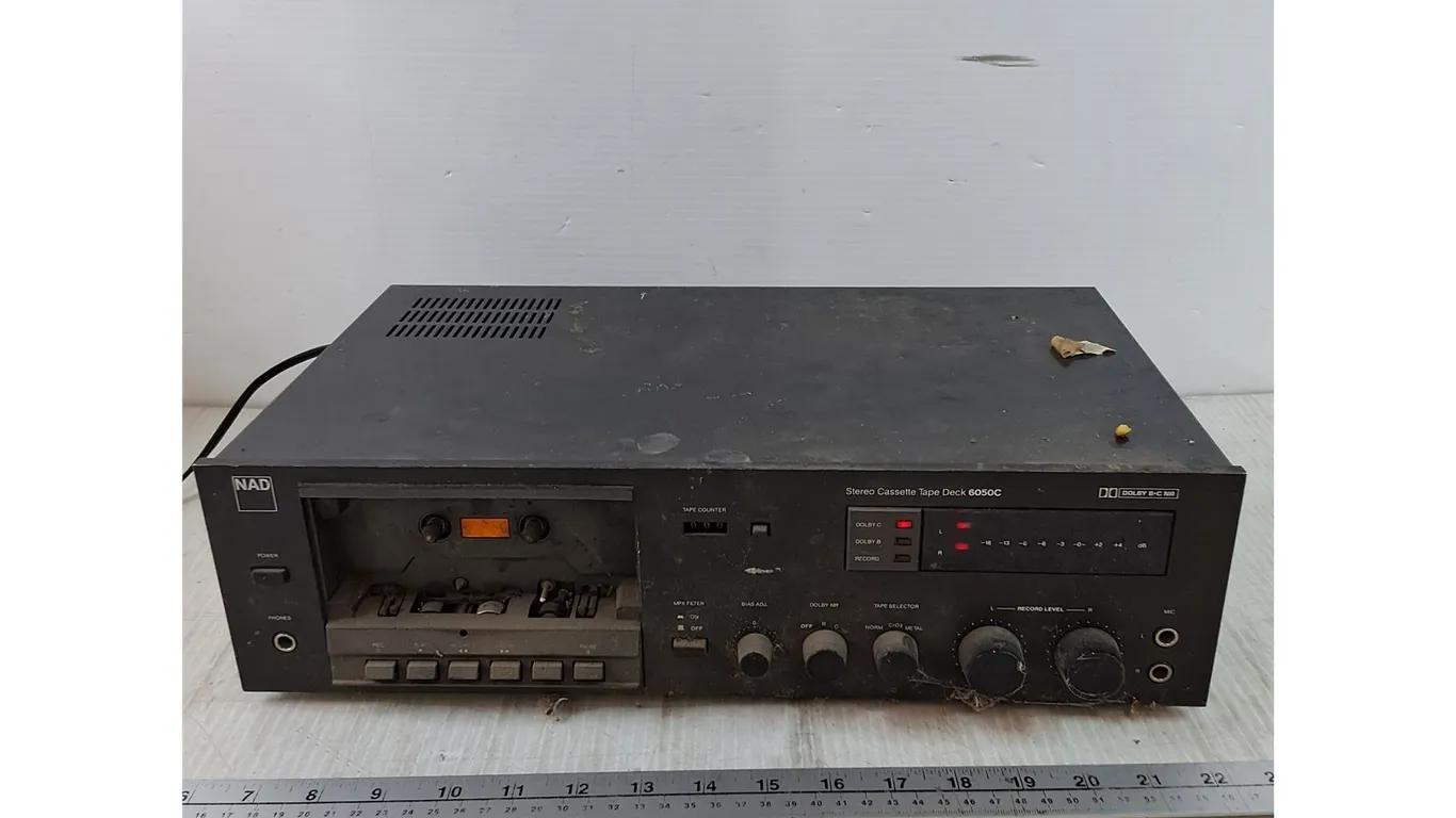 Dolby Stereo Cassette Tape Deck Powers On