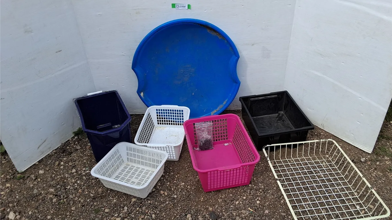 **Mop Bucket, Plastic Storage Tubs, Snow Saucer 25", Misc. Can't Ship
