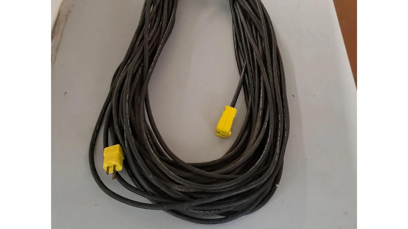 Heavy-Duty, Black-Jacketed Extension Cord ( as is)