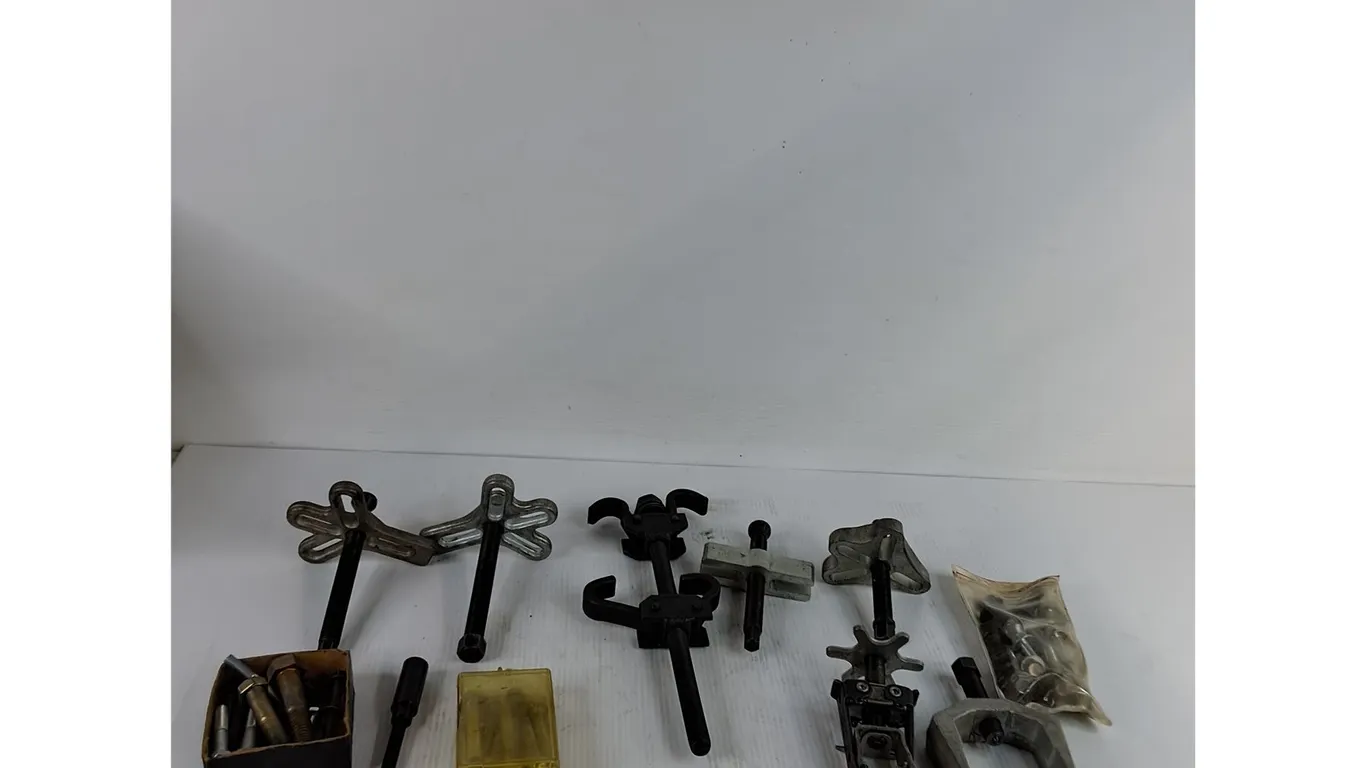 Overhead Valve Spring Compressor, Internal Coil Spring Compressor, Forged Steel Yokes, Misc ( as is)