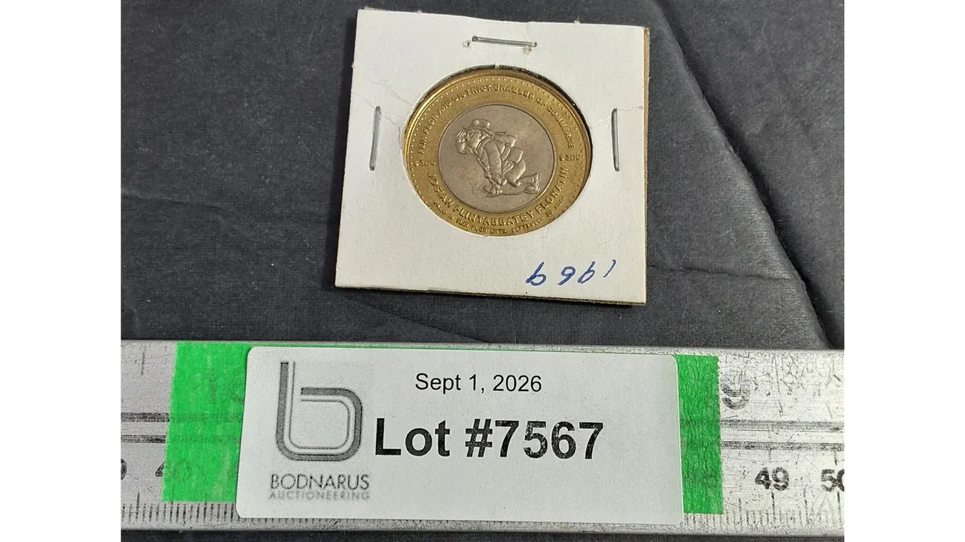(1) 3 Dollar Bi-Metallic Commemorative Token from Flin Flon Manitoba-2004