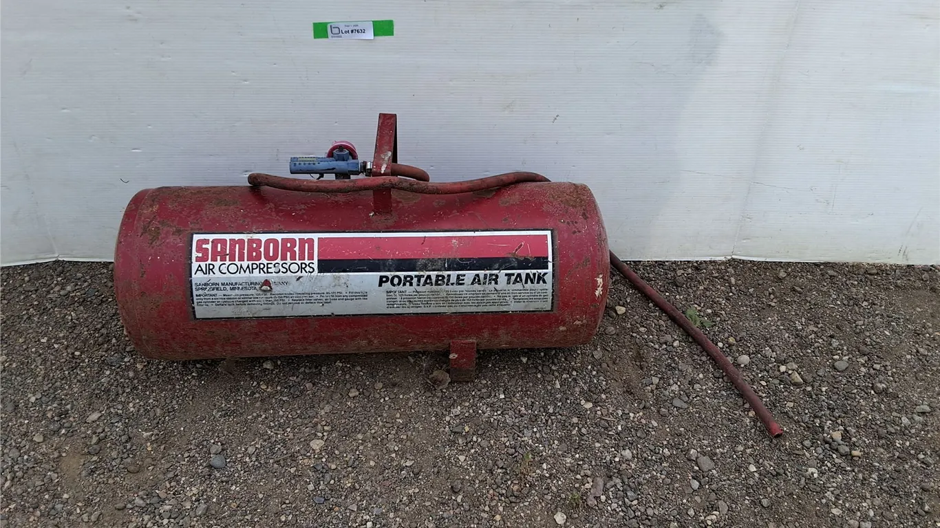 **Sanborn Portable Air Tank 27" x 11", Can't Ship