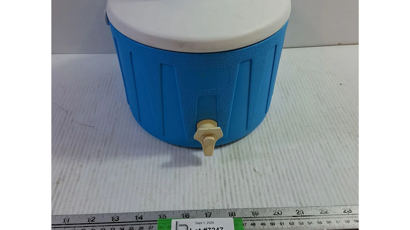 Thermos Drink Cooler - 8x7"
