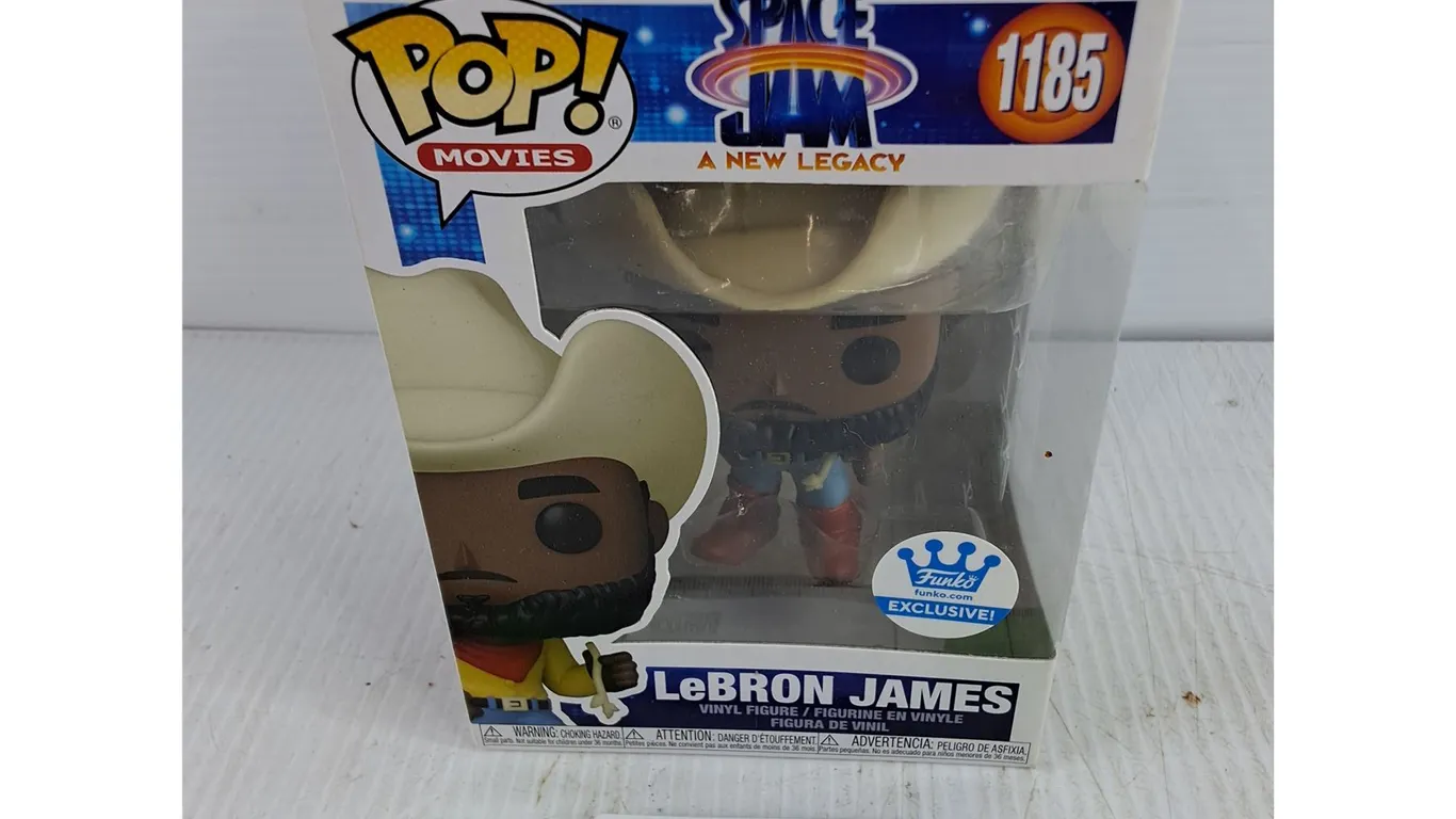 Pop Space Jam LeBron James Vinyl Figure