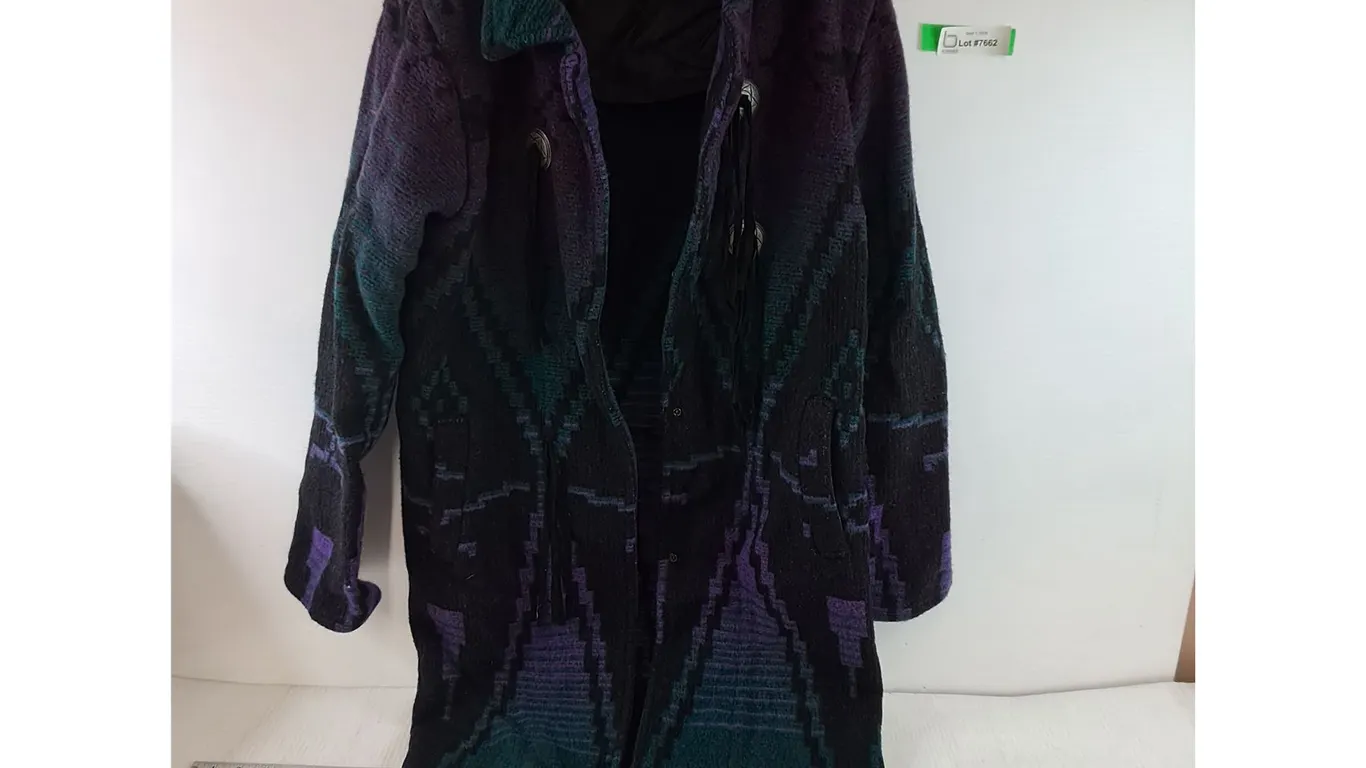 Medium Woolrich Woman's Black, Blue, Purple Coat