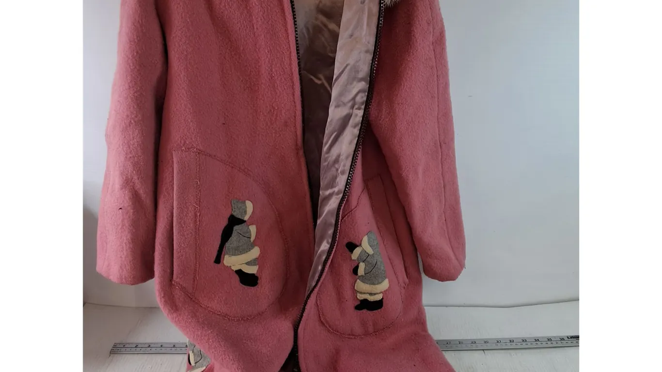 *Pink Vintage Canadian Wool Inuvik Parka Size ~10
