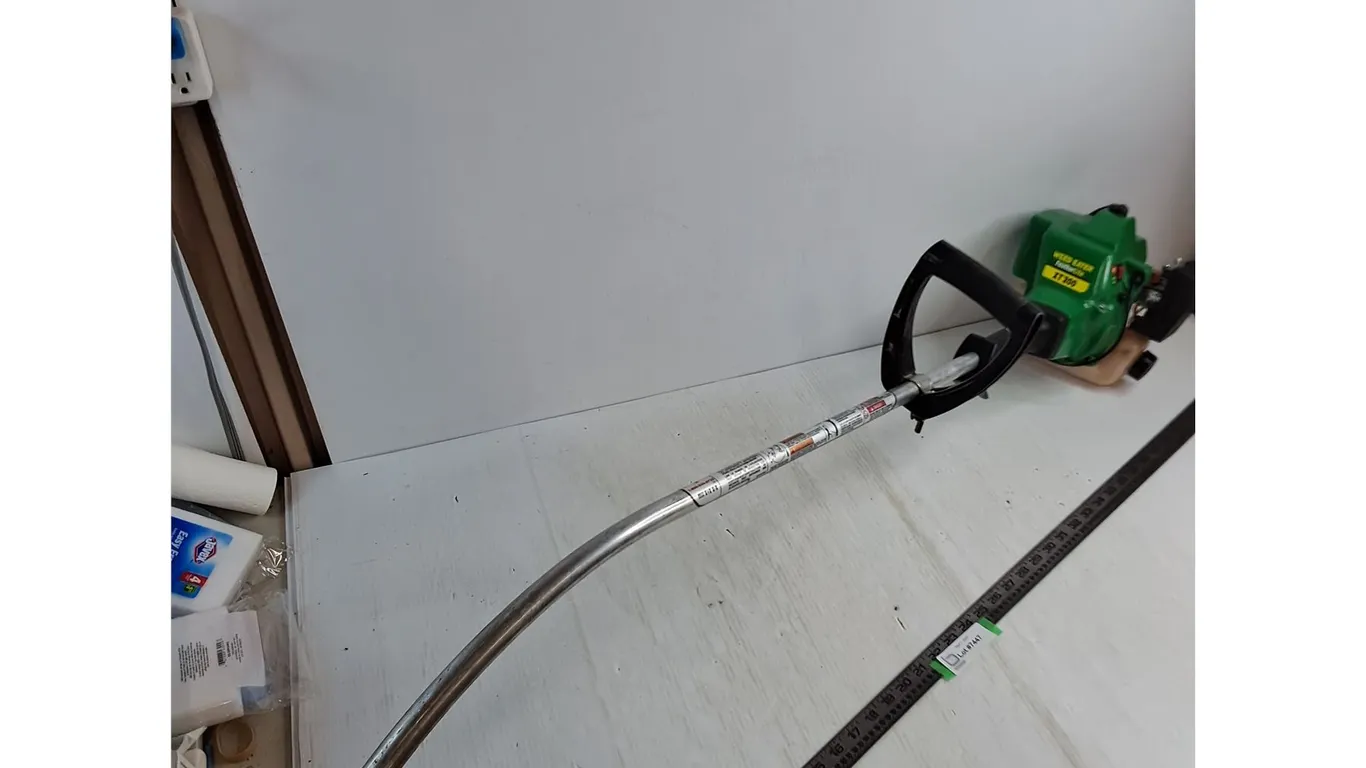 * Gas-Powered Weed Eater XT200 Grass Trimmer - No Pull Cord, Untested - 54" Length - Pickup Only