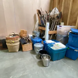 LARGE ASSORTMENT OF MISCELLANEOUS ITEMS - BASKETS, TRUNK, TAKE OUT FOOD CONTAINERS AND