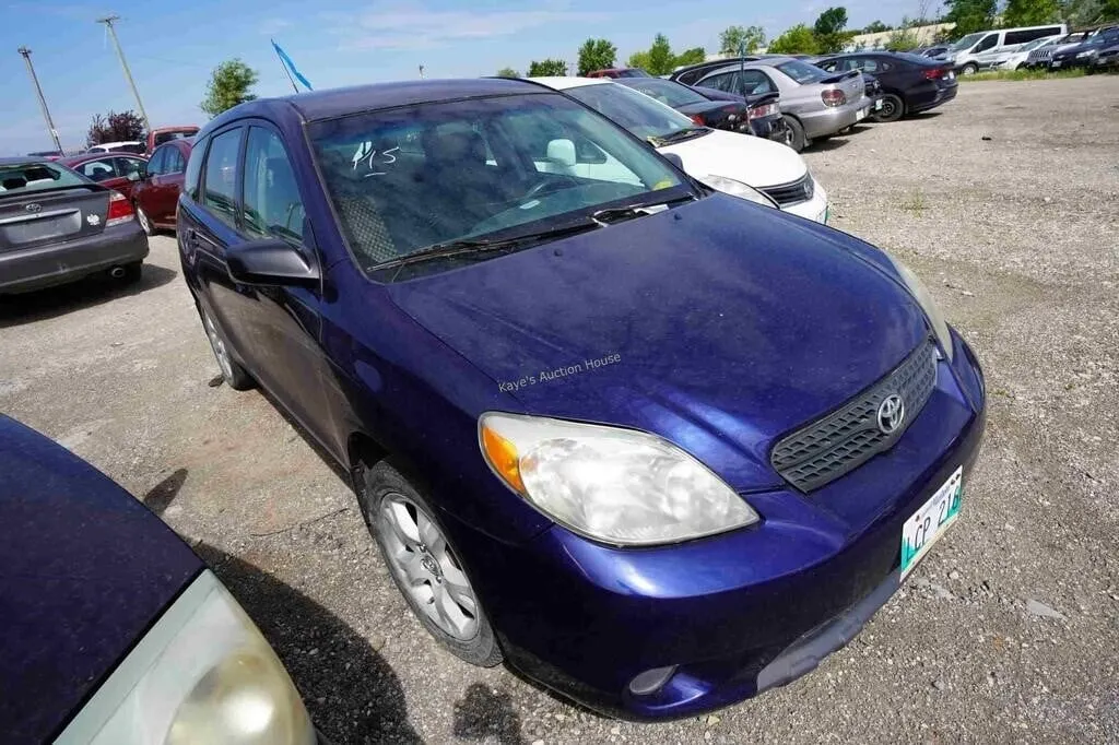2008 Toyota Corolla SN: 2T1KR32E58C693223