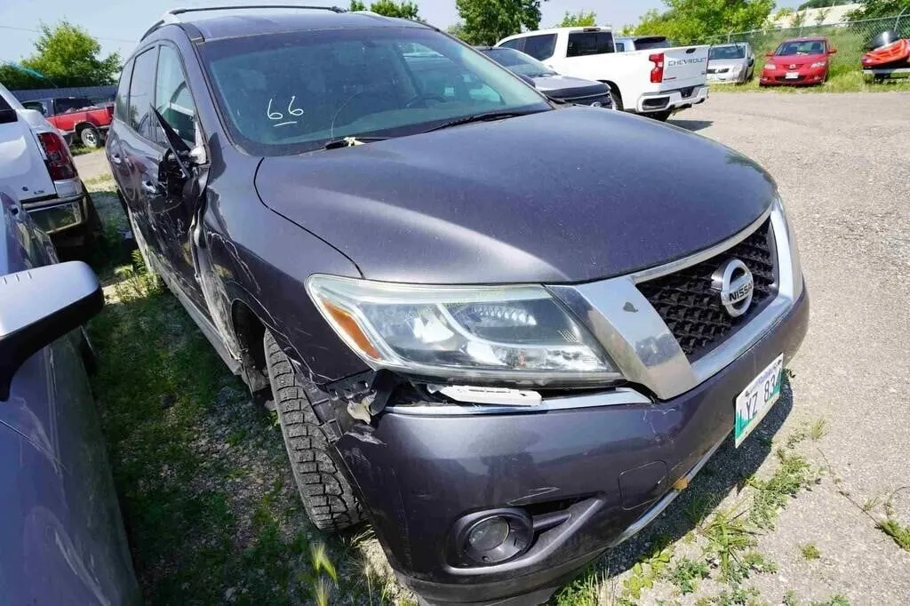 2014 Nissan Pathfinder SN: 5N1AR2MM1EC699997