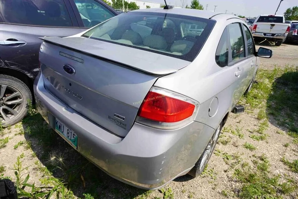 2009 Ford Focus SN: 1FAHP36N79W204376