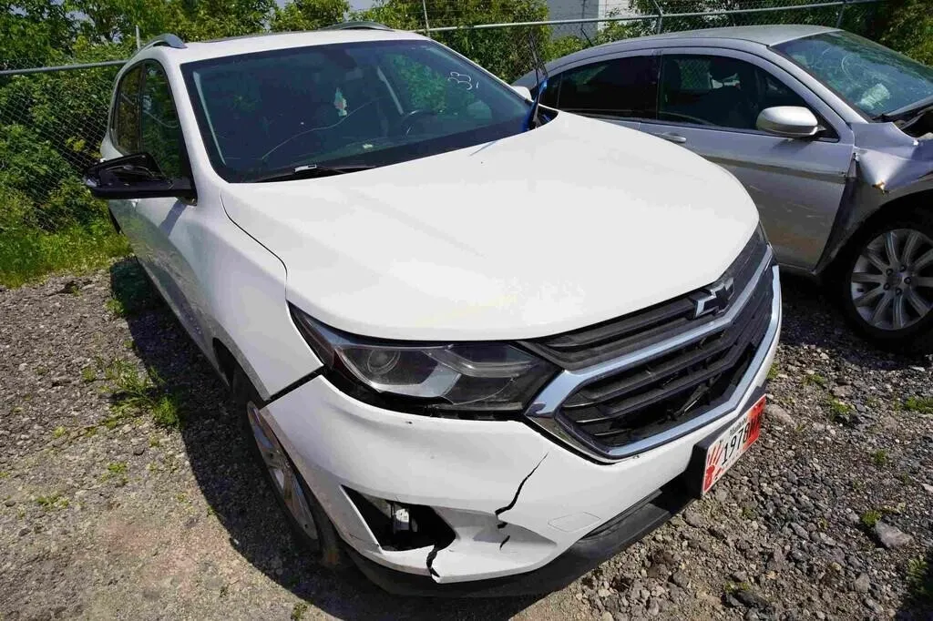 2019 Chevrolet Equinox SN: 2GNAXUEV7K6188030