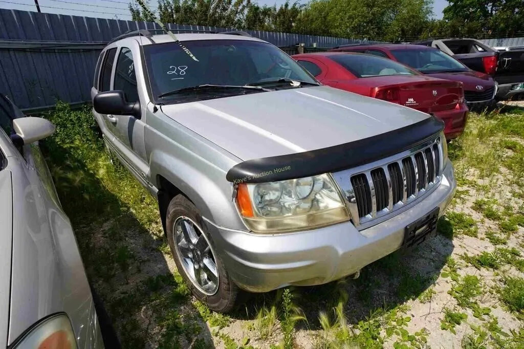2004 Jeep Cherokee SN: 1J8GW68J04C187850