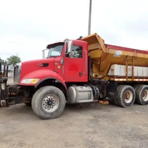 2015 Peterbilt PB348 T/A Plow Truck 2NP3LJ0X3FM279