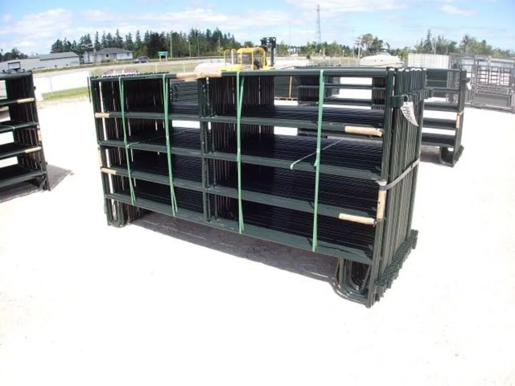UNUSED Qty Of (31) 9 Ft 6 In Livestock Panels