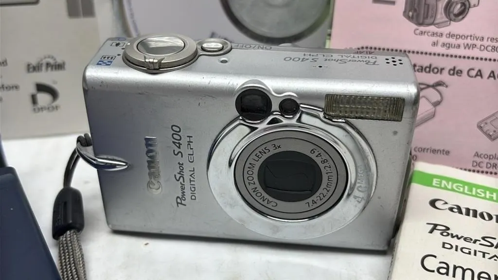 Canon PowerShot S400 Digital Camera charger etc