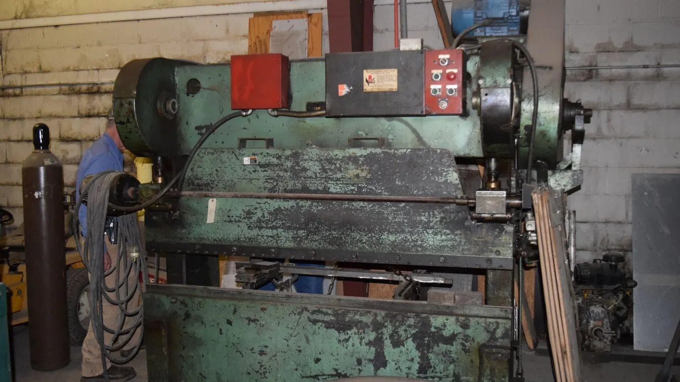 Mechanical Brake Press