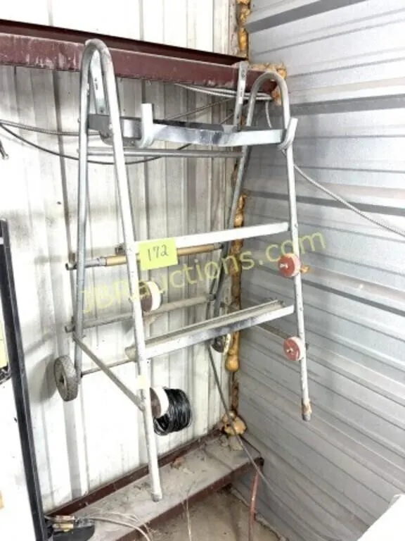 MATERIAL RACK
