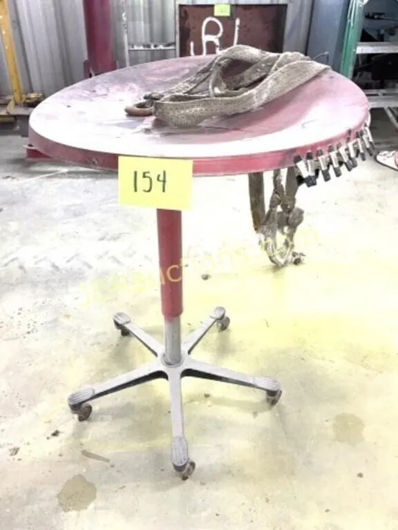 RED TABLE