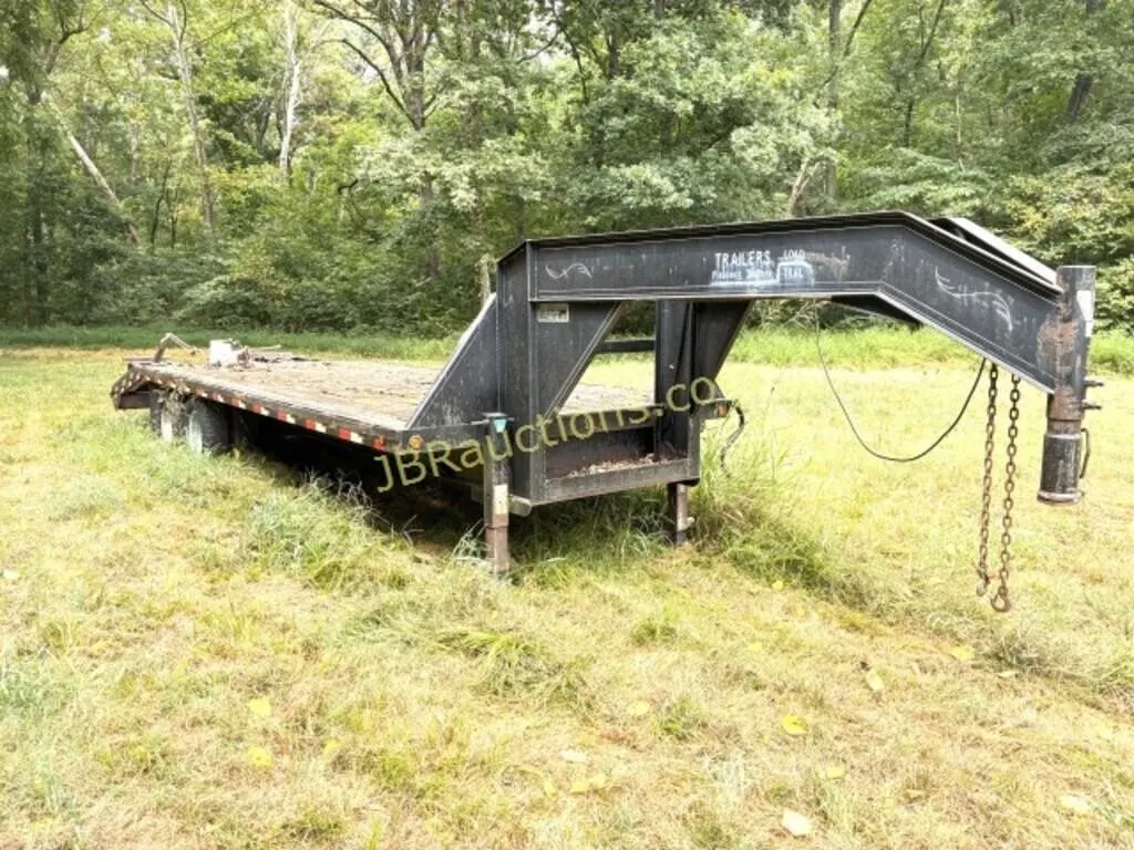 LOAD TRAIL GOOSENECK TRAILER