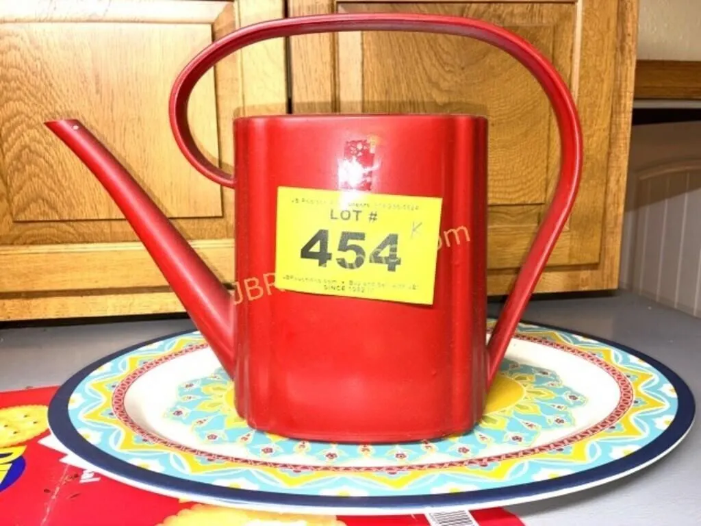 MISCO RED FLOWER WATERING CAN