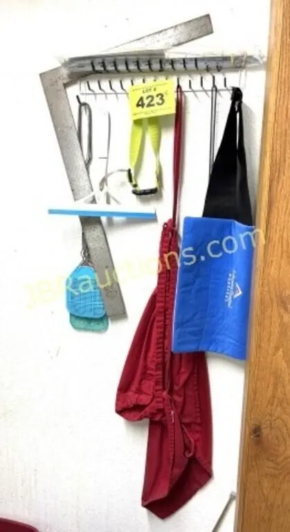 SQUARE FLY SWATTERS AND APRON