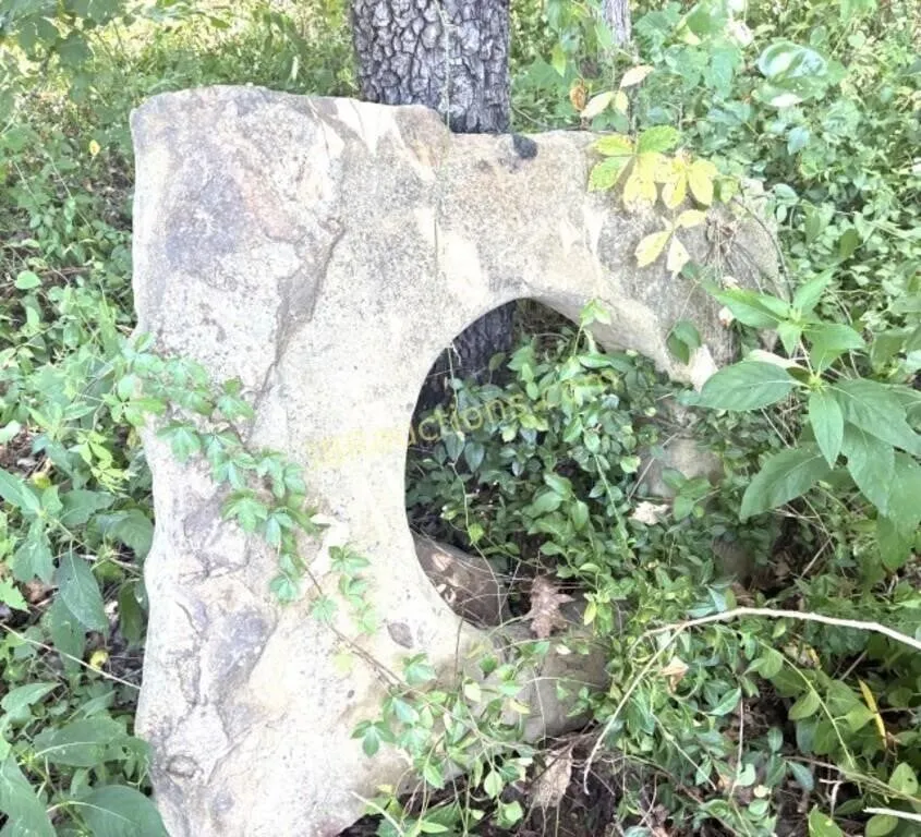 WELL COVER STONE
