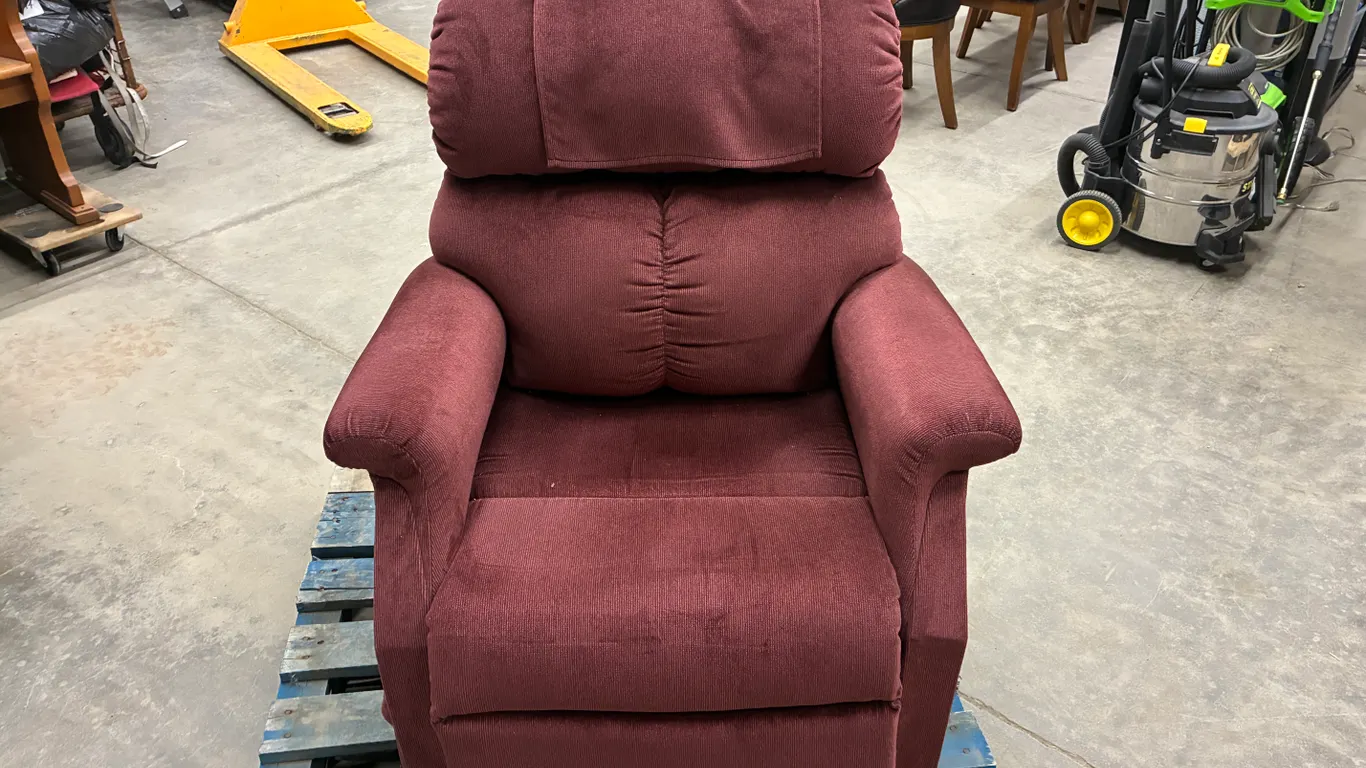 Burgundy Lift Chair (No Cord)