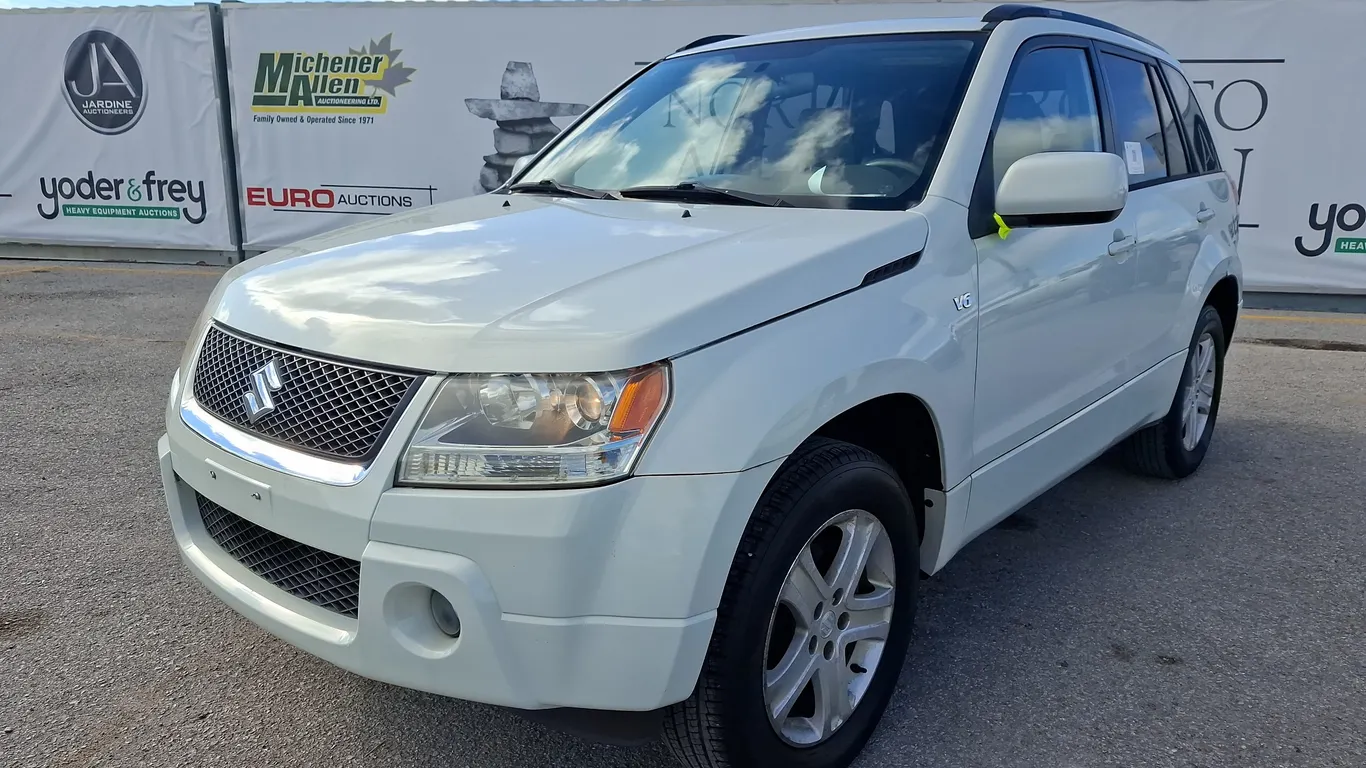 2006 Suzuki Grand Vitara Luxury 4dr SUV 4WD